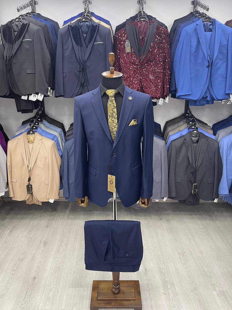 Navy blue 2pc Classic Suit