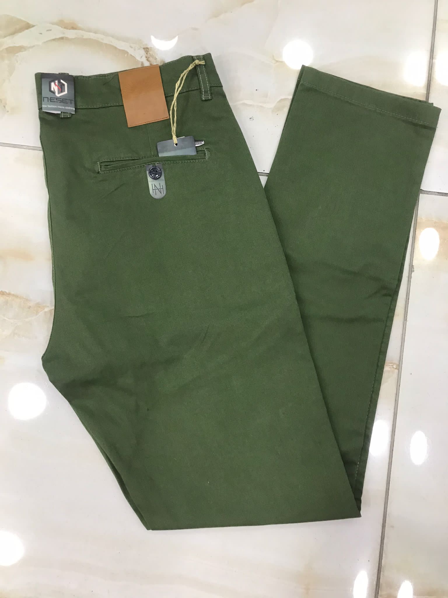 OLIVE GREEN CHINNO
