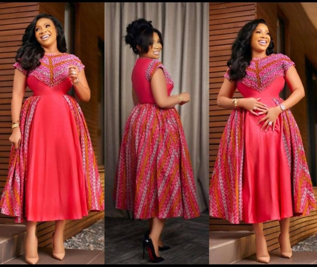 Flared pink print dress 